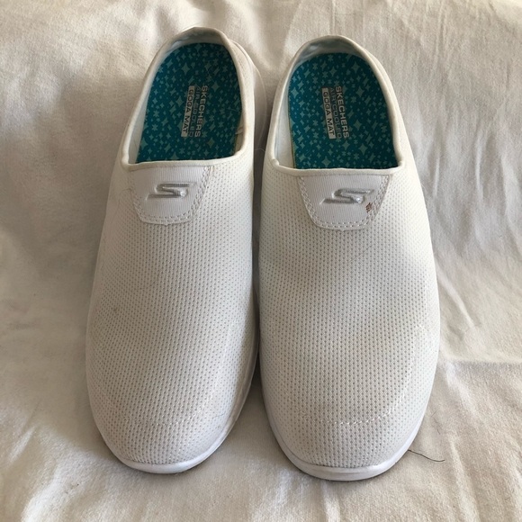 Skechers Goga Mat White Summer Mules Size 9.5 - Picture 2 of 6